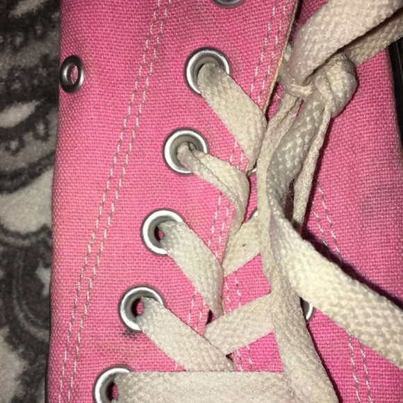 Converse Pink - Picture 2 of 4